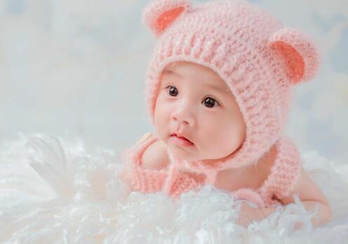 2023女?huà)雰杭榈拿执笕钚掳? /></a>女?huà)雰菏歉改傅恼粕厦髦?,?dāng)然應(yīng)該起一個(gè)吉祥的名字。名字是一個(gè)人的代號(hào),在使用場(chǎng)景上,可能別人利用的情況還多些。所以,女?huà)雰旱拿忠茫?,要給人以好感。這就需要在選擇漢字的時(shí)候,選擇一些吉祥的字眼...</div>
<span id="ctl00_ContentPlaceHolder1_subjectList_dgNews_ctl03_Label1" style="color:Green;font-size:10pt;">2023/2/20 15:27:33</span>
<div style="height:5px; font-size:5px"> </div>
<hr width="99%" style="text-align:center; border-style:dotted; border-width:0px; height:1px;" />
<div style="height:5px; font-size:5px"> </div>
</div>
</td>
</tr><tr style="border-width:0px;">
<td valign="top">
<div style="padding-left:3px; padding-right:3px;line-height:180%">
<h3 style="padding:0px;margin:0px;display:inline;"><a id="ctl00_ContentPlaceHolder1_subjectList_dgNews_ctl04_HyperLink1" class="headline" href="/subject/qimingdaquan/nvhaiqiming/s.aspx?newsid=15773" target="_blank">女孩五行喜金名字大全2023</a></h3>
<span style="color:Red;font-size:8pt;"></span>
<br />
<div style="padding-top:1px; width:95%; padding-left:8px; line-height:180%;color:#2f2f2f;font-size:14px;" ><a href=