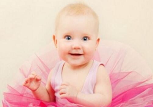 2025女?huà)雰鹤蠲赖拿执笕? /></a>女?huà)雰浩鹈?，要和女性在人們心目中的形象一樣，美麗而又可?ài)。人們說(shuō)，女?huà)雰菏巧仙n帶給人類(lèi)的禮物，大家都喜歡，所以，在給女?huà)雰浩鹈謺r(shí)，可以考慮以一些美好美麗的字詞來(lái)構(gòu)思。名字是用來(lái)大家讀寫(xiě)聽(tīng)說(shuō)的，難免...</div>
			         <span id="ctl00_ContentPlaceHolder1_subjectList_dgNews_ctl12_Label1" style="color:Green;font-size:10pt;">2024/8/2 17:12:41</span>
			        <div style="height:5px; font-size:5px"> </div>
			        <hr width="99%" style="text-align:center; border-style:dotted; border-width:0px; height:1px;" />
			        <div style="height:5px; font-size:5px"> </div>
			    </div>
		        </td>
	</tr>
</table>
<br />
<center>
<span id="ctl00_ContentPlaceHolder1_subjectList_lbPages" style="font-weight:bold;">頁(yè)碼：1  <a class=